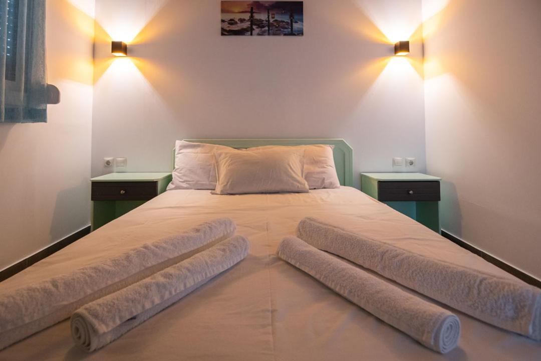 Olive Tree Villa Λυγιά Εξωτερικό φωτογραφία